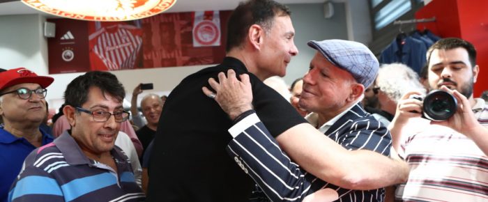 Ο “μουστάκιας” της καρδιάς μας