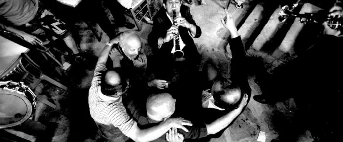 Κάποιοι είναι μόνο για τα πανηγύρια