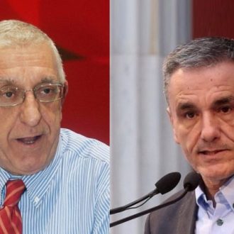 Νικήτας Κακλαμάνης: Έκανε ρόμπα τον Ευκλείδη Τσακαλώτο