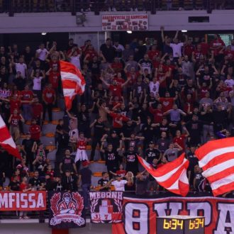 Επέστρεψαν: O δεινόσαυρος και ο σημαδούρας Επέστρεψαν: O δεινόσαυρος και ο σημαδούρας