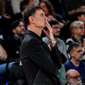 Γιώργο, πάρε παίκτες