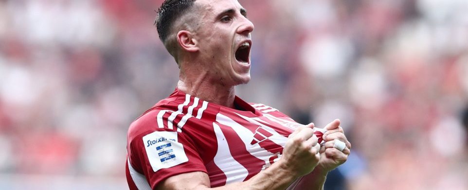 Ποντένσε: Εμφανίσου