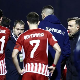 Θέλουν να μας κόψουν τη μπάλα Θέλουν να μας κόψουν τη μπάλα