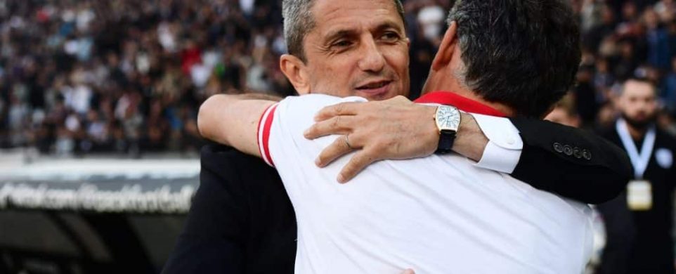 Ο Λουτσέσκου στον Πειραιά