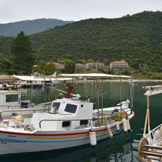 ΔΕΗτζής: Μας απειλεί με εξώδικο