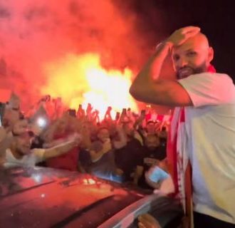 Πάλι καλά που δεν έβγαλε μαλλιά