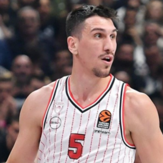 Ο Θρύλος δεν είναι Μπανταλόνα