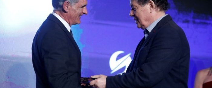 Μεντιλίμπαρ: Του έδωσαν … ειδικό βραβείο