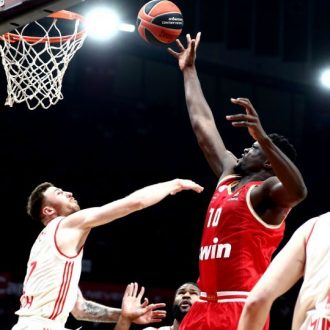 Κόκκινο χοτ ντογκ Κόκκινο χοτ ντογκ