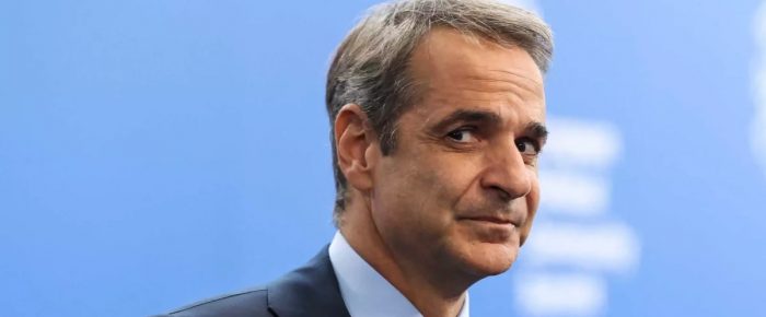 Οι Γαλάζιοι φραπέδες και η φρατζόλα με χρεωστική