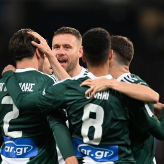 Πανηγυρίζουν και οι βάζελοι Πανηγυρίζουν και οι βάζελοι