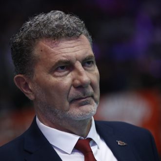 Επιφυλασσόμαστε για αυτόν Επιφυλασσόμαστε για αυτόν