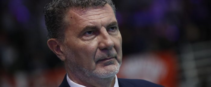 Επιφυλασσόμαστε για αυτόν