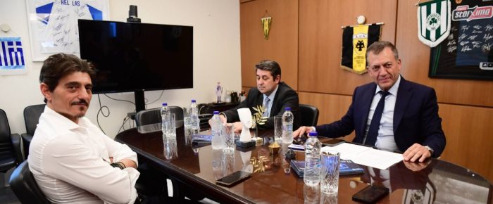 Αντάμωσαν ξεφτίλες και γελοίοι