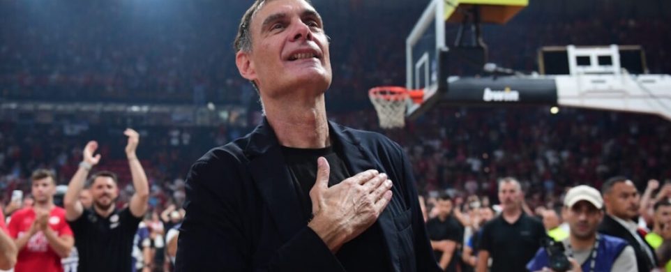 Ο σκακιστής του πήρε το σκαλπ