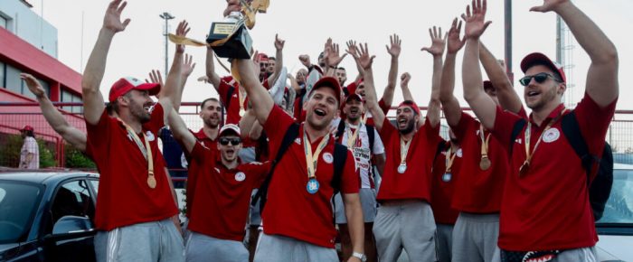 Οι φιέστες είναι αμέτρητες Οι φιέστες είναι αμέτρητες