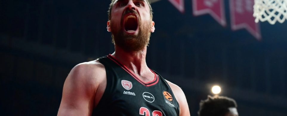 Τώρα κτυπάνε και οι ψηλοί