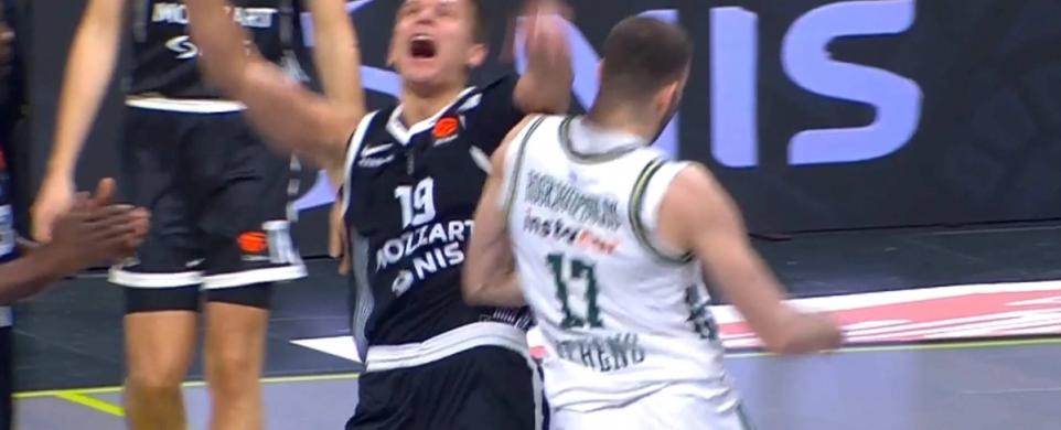 Έκανε και η μύγα κώλο… Έκανε και η μύγα κώλο…