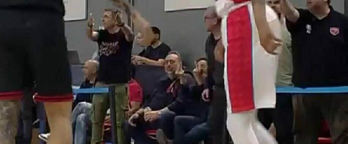 Αγγελόπουλοι: Να καταγγείλουν τον «Γιαννακόπουλο του Πανιωνίου»