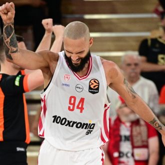 Άντρες έτοιμοι για όλα